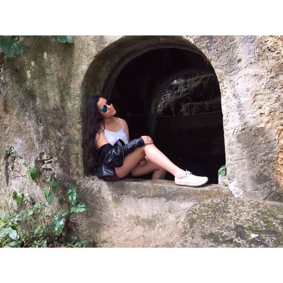 Meet your Posher, Tania - Picture 1 of 1